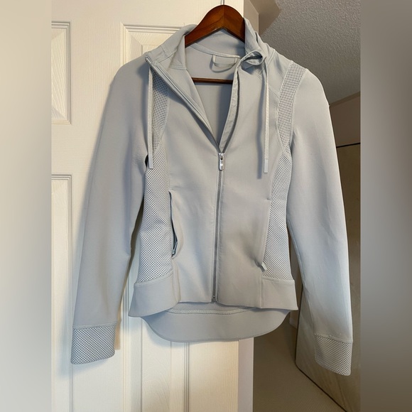 Lululemon sweater - Picture 1 of 2